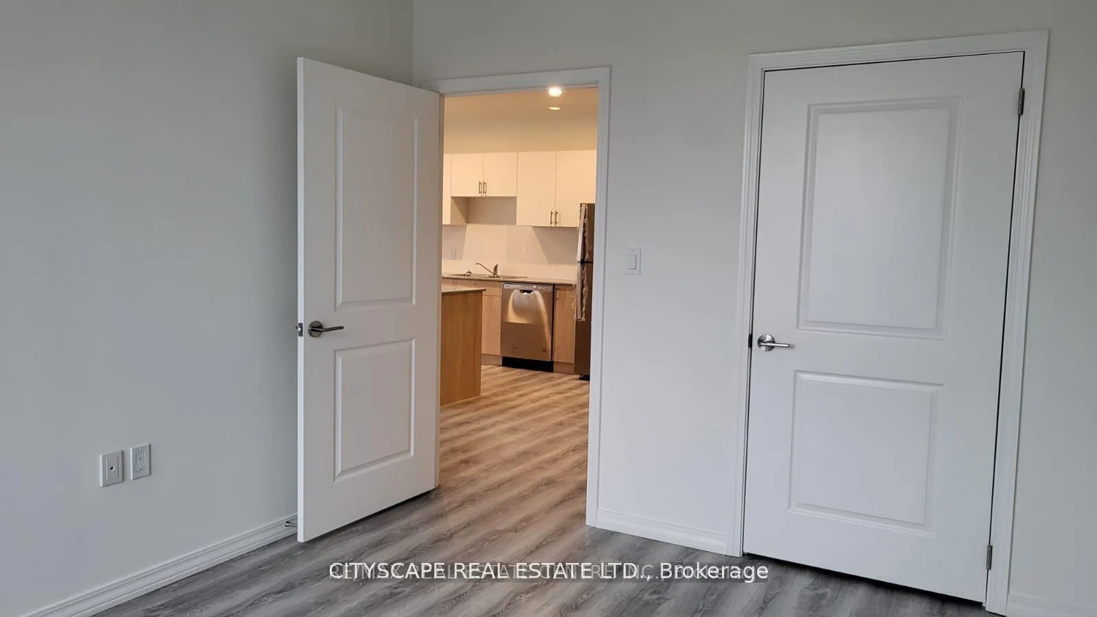 Photo 19 of Unit 411A, 1098 Paisley Road, Guelph, Willow West/Sugarbush/West Acres — HOMEH