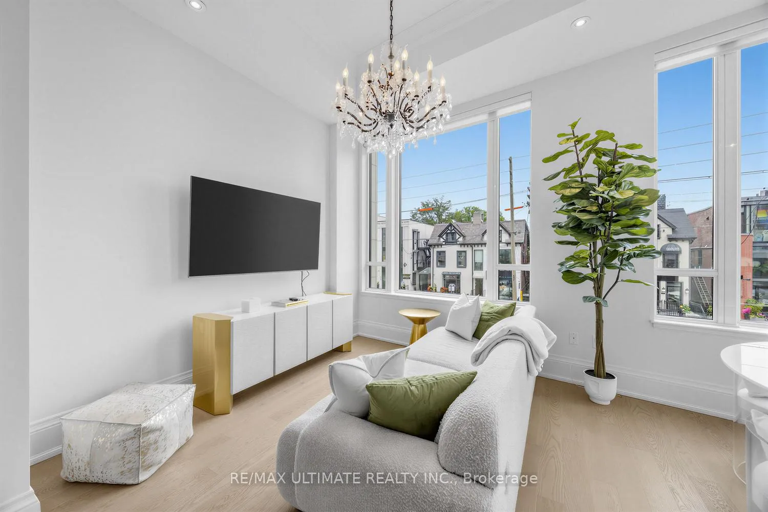 Photo 17 of Unit 26, 133 Hazelton Avenue, Toronto, The Annex — HOMEH