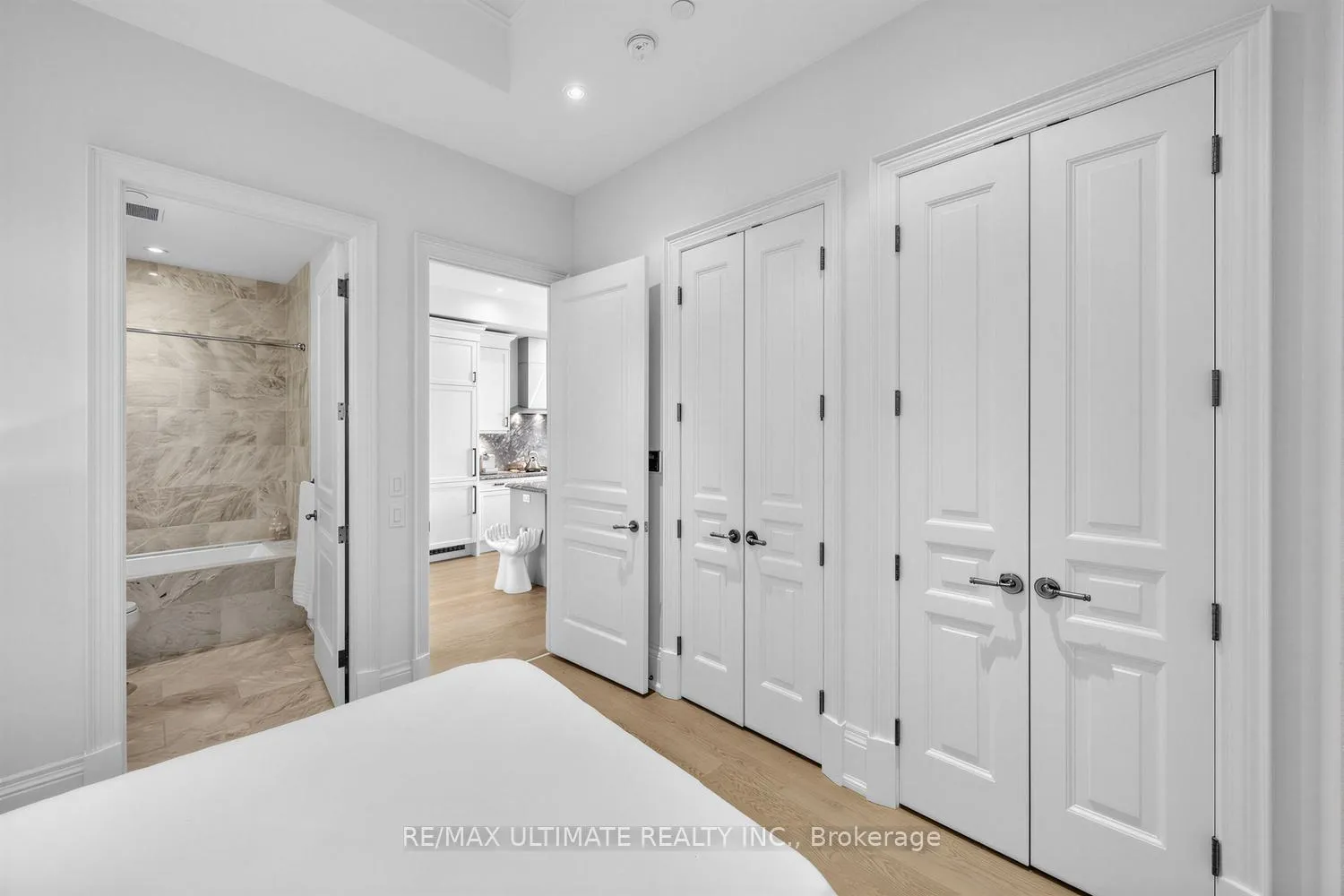 Photo 26 of Unit 26, 133 Hazelton Avenue, Toronto, The Annex — HOMEH