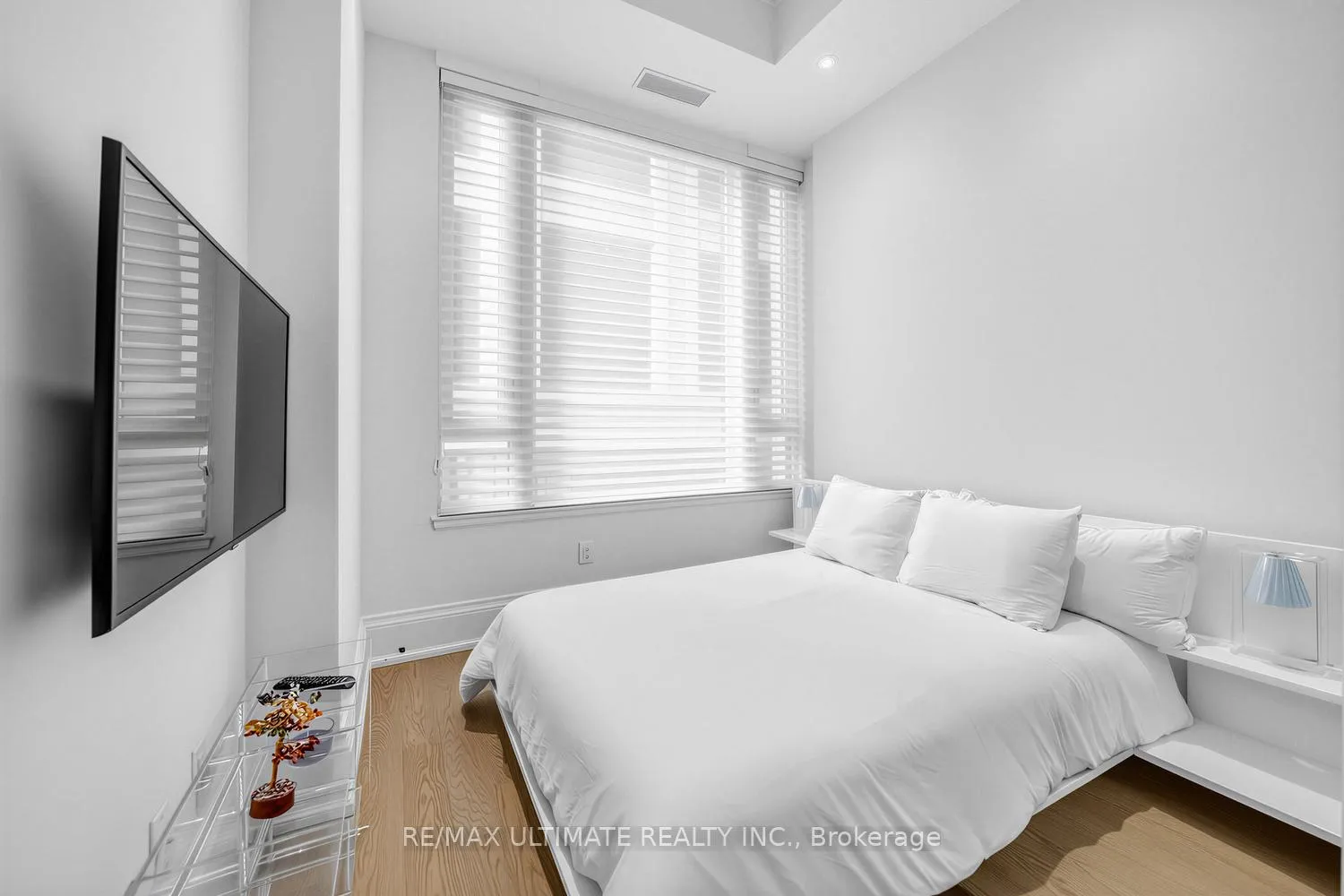 Photo 28 of Unit 26, 133 Hazelton Avenue, Toronto, The Annex — HOMEH