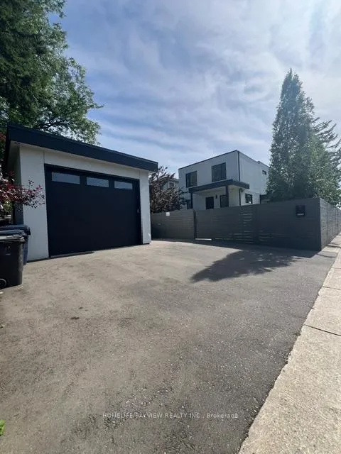Photo 2 of Unit Unit 3, 311 Linsmore Crescent, Toronto, East York — HOMEH