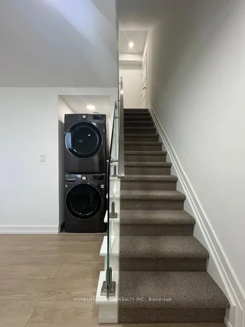 Photo 9 of Unit Unit 3, 311 Linsmore Crescent, Toronto, East York — HOMEH