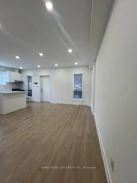 Photo 16 of Unit Unit 3, 311 Linsmore Crescent, Toronto, East York — HOMEH