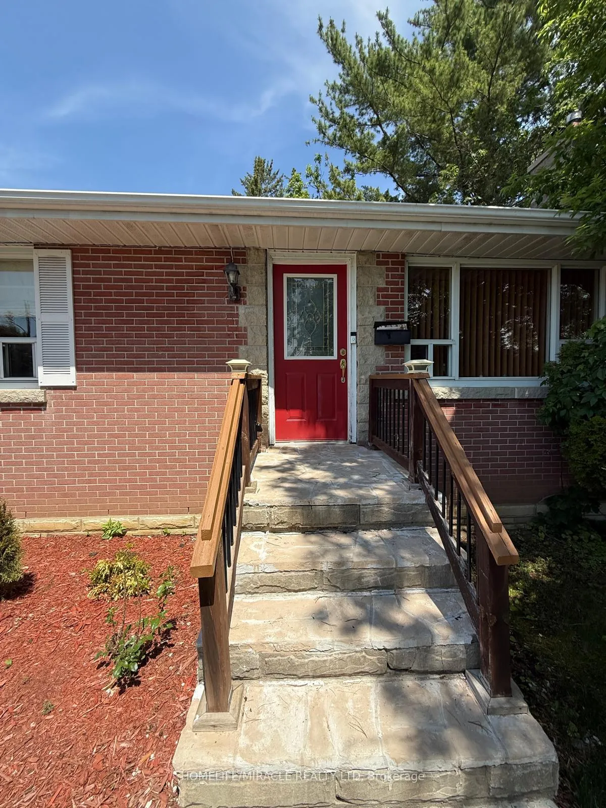 Photo 7 of 88 Crestview Avenue, Belleville, Belleville Ward — HOMEH
