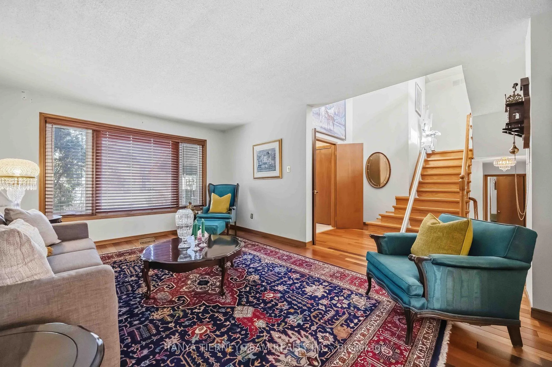 Photo 7 of 575 Park Crescent, Pickering, West Shore — HOMEH