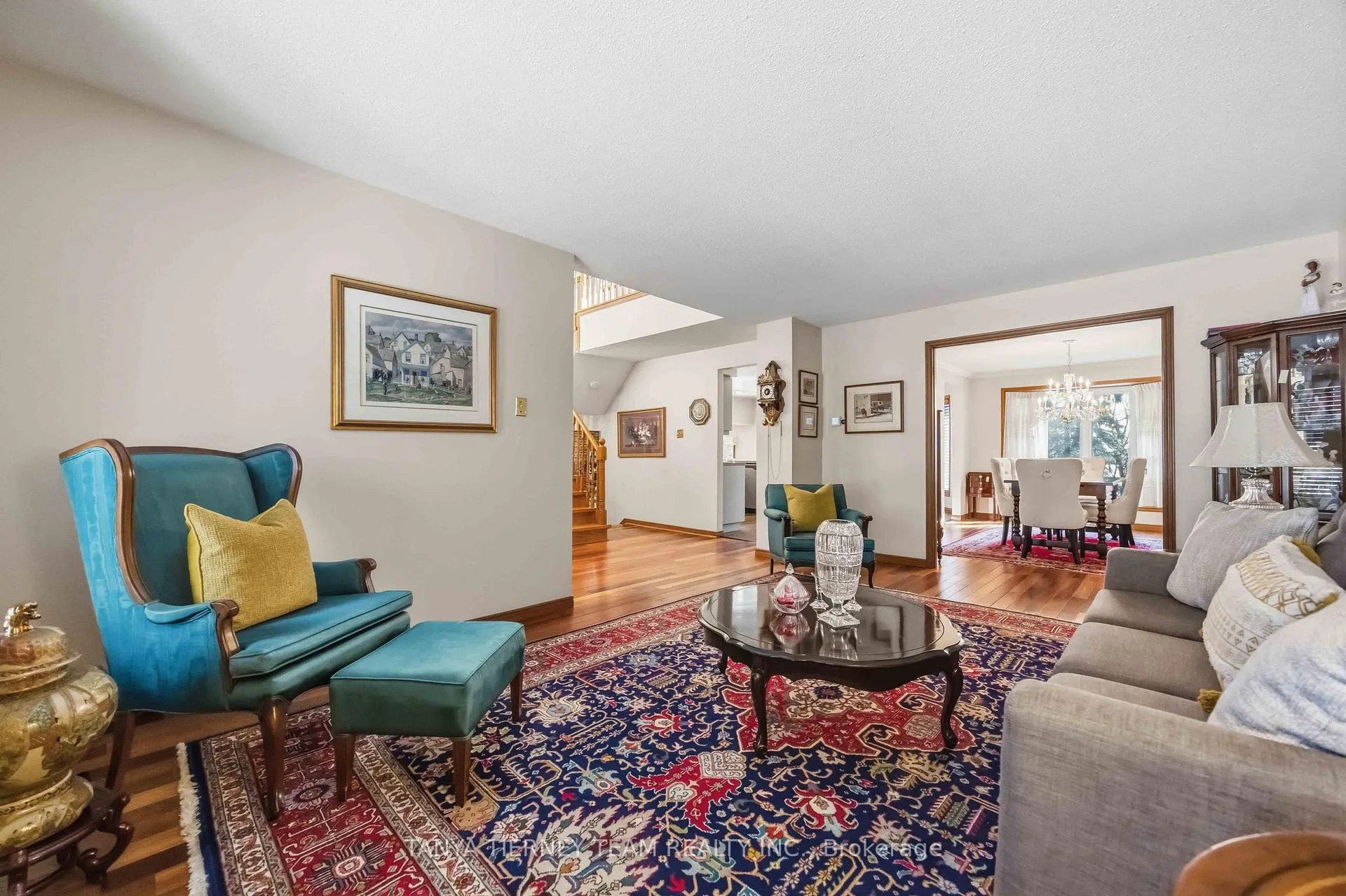 Photo 8 of 575 Park Crescent, Pickering, West Shore — HOMEH