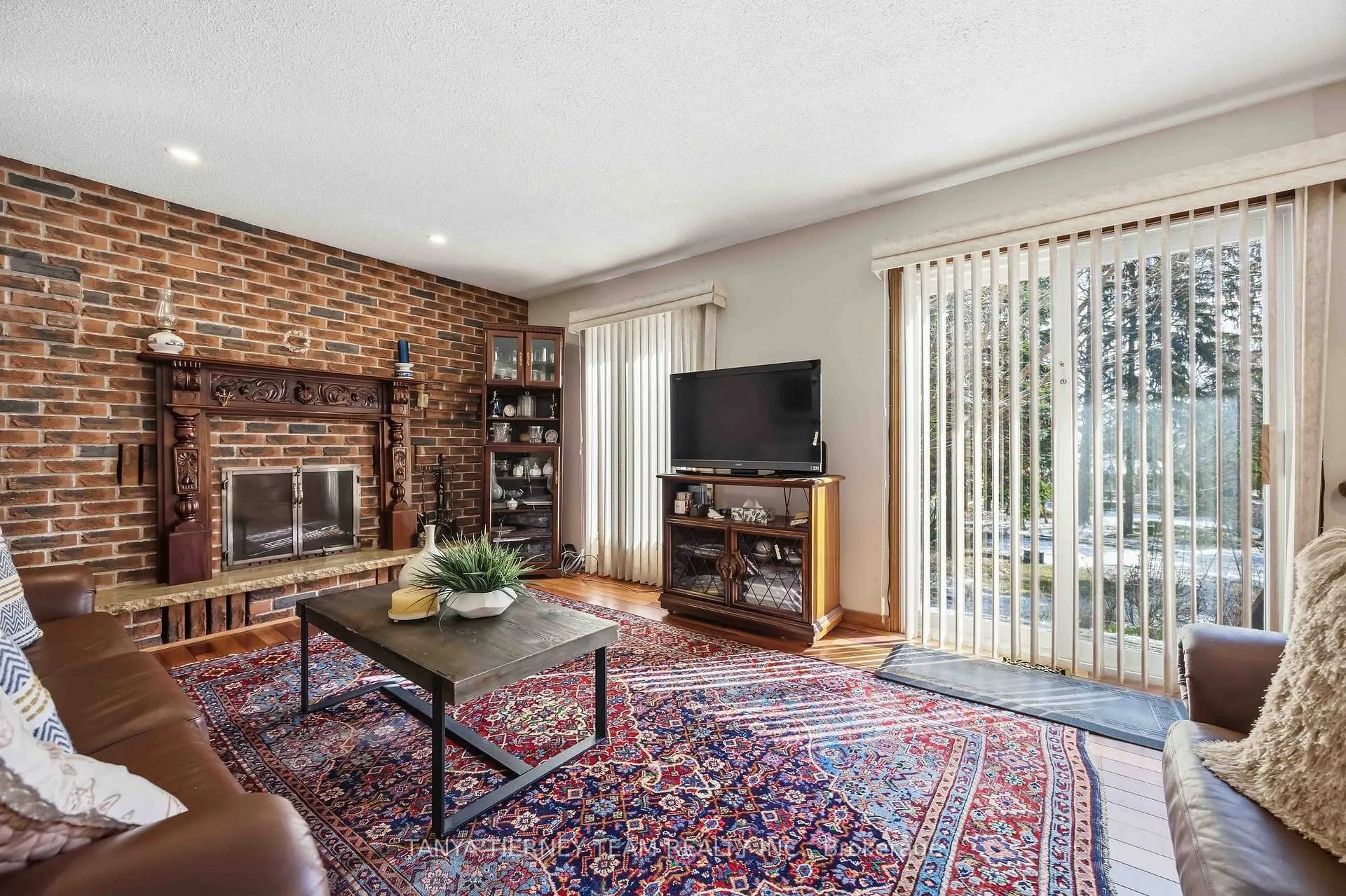 Photo 24 of 575 Park Crescent, Pickering, West Shore — HOMEH