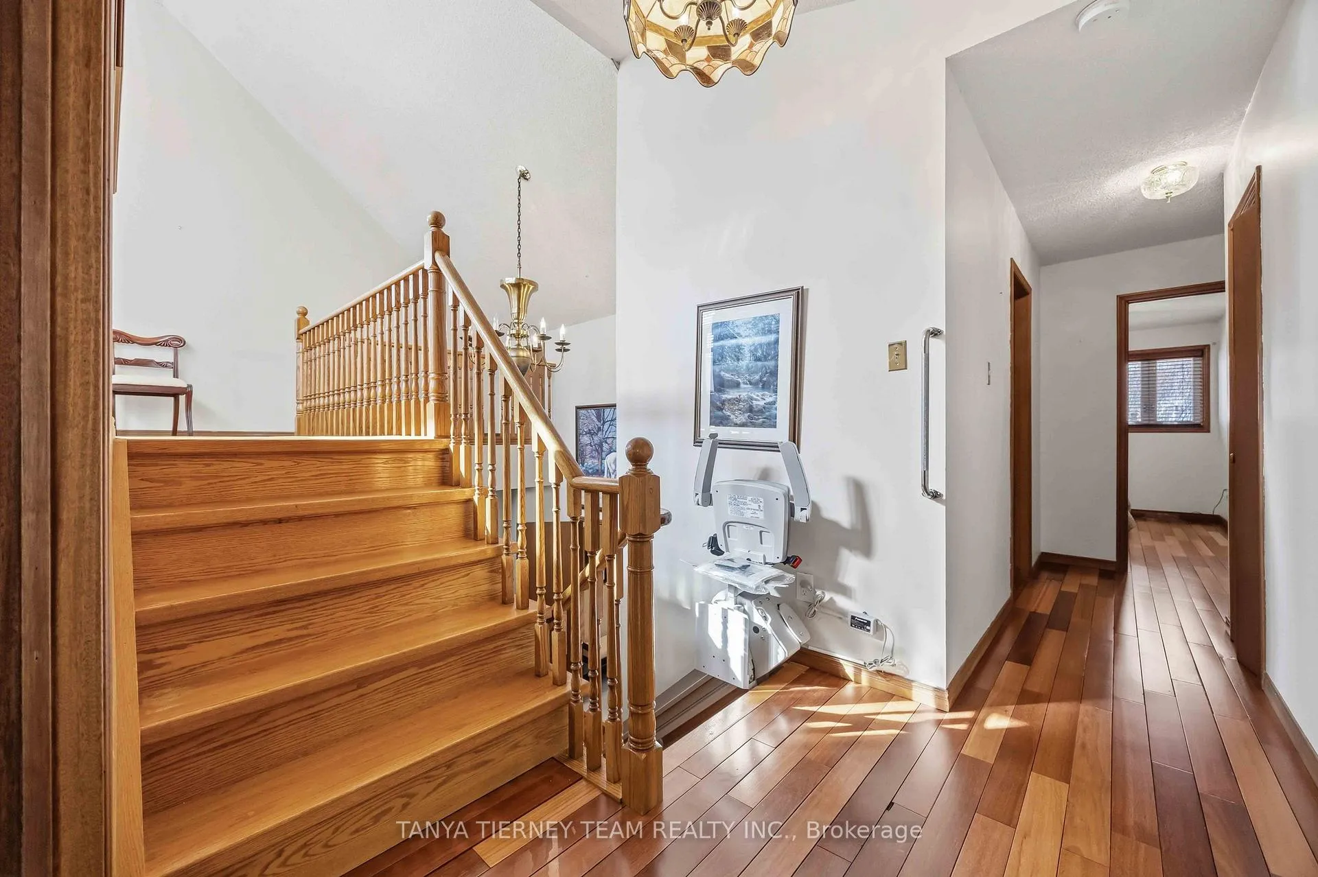 Photo 27 of 575 Park Crescent, Pickering, West Shore — HOMEH