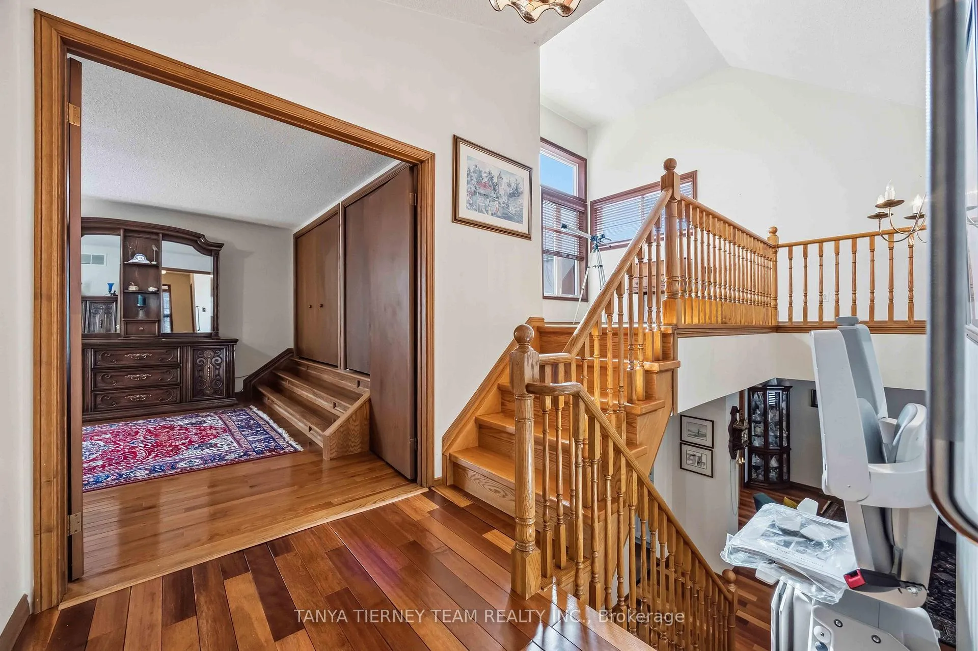Photo 35 of 575 Park Crescent, Pickering, West Shore — HOMEH