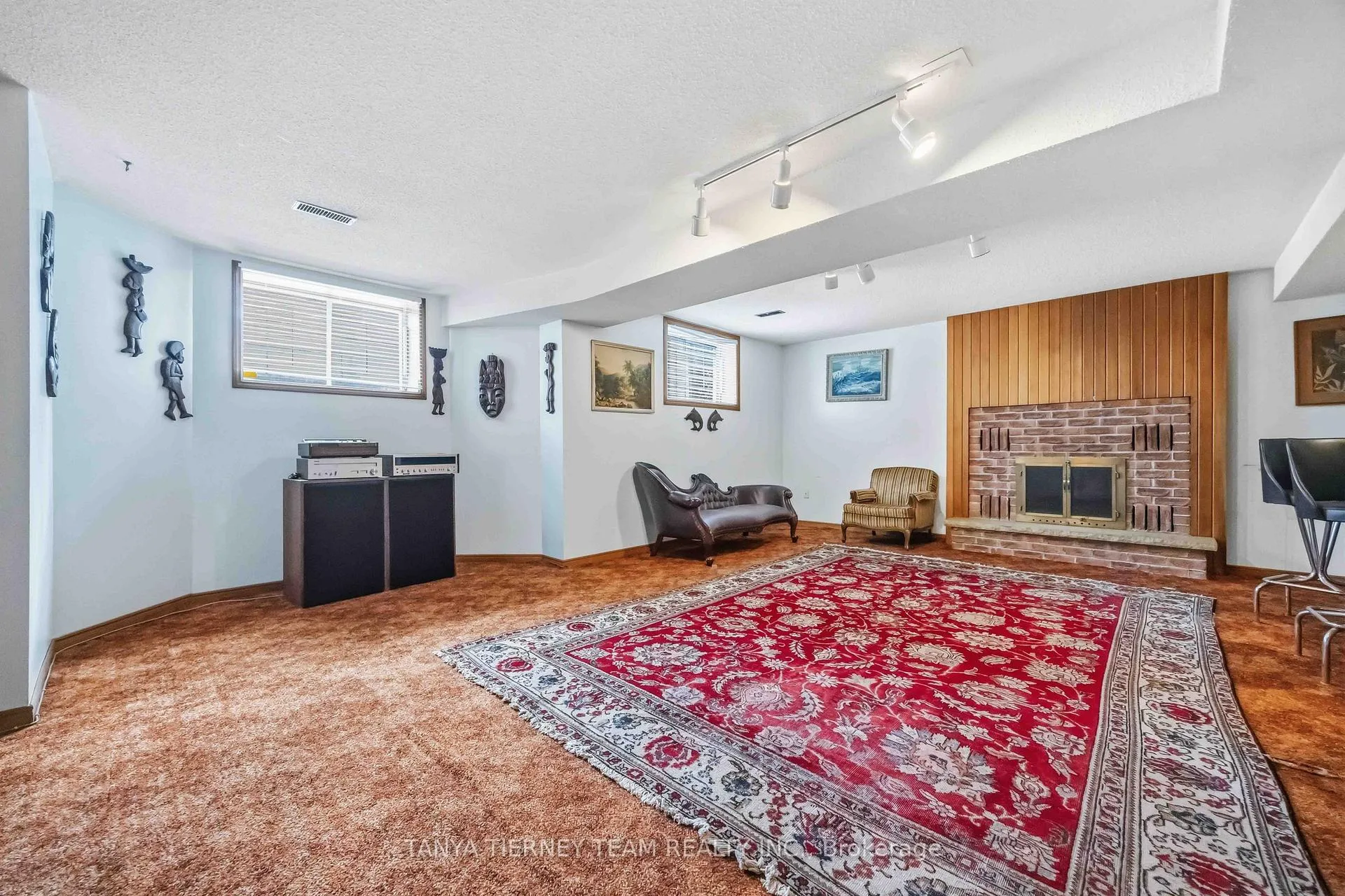 Photo 40 of 575 Park Crescent, Pickering, West Shore — HOMEH