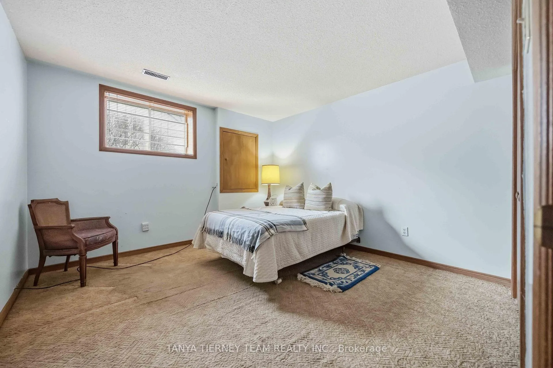 Photo 42 of 575 Park Crescent, Pickering, West Shore — HOMEH
