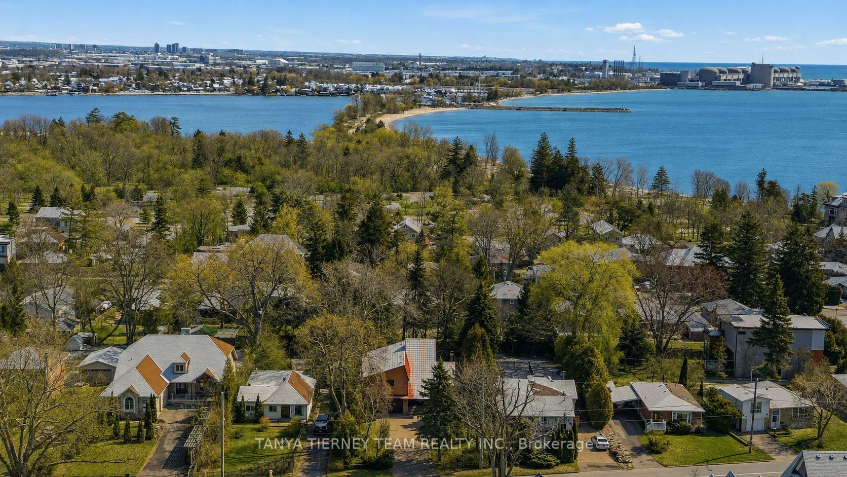 Photo 45 of 575 Park Crescent, Pickering, West Shore — HOMEH