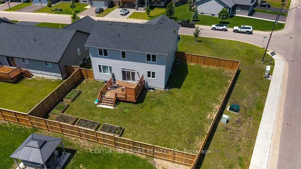 Photo 39 of 5 Drew Street, Petawawa, Petawawa — HOMEH