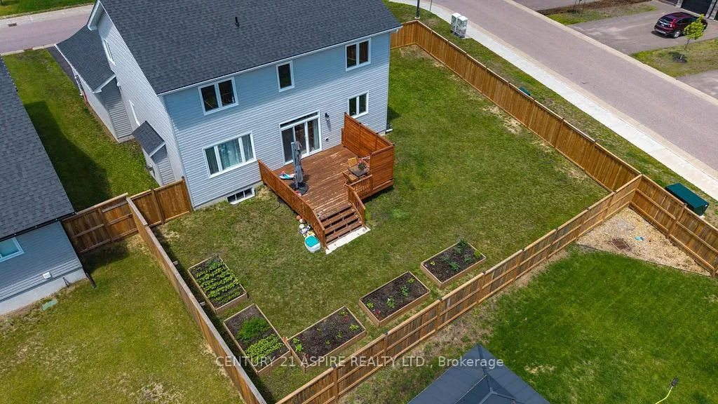 Photo 40 of 5 Drew Street, Petawawa, Petawawa — HOMEH