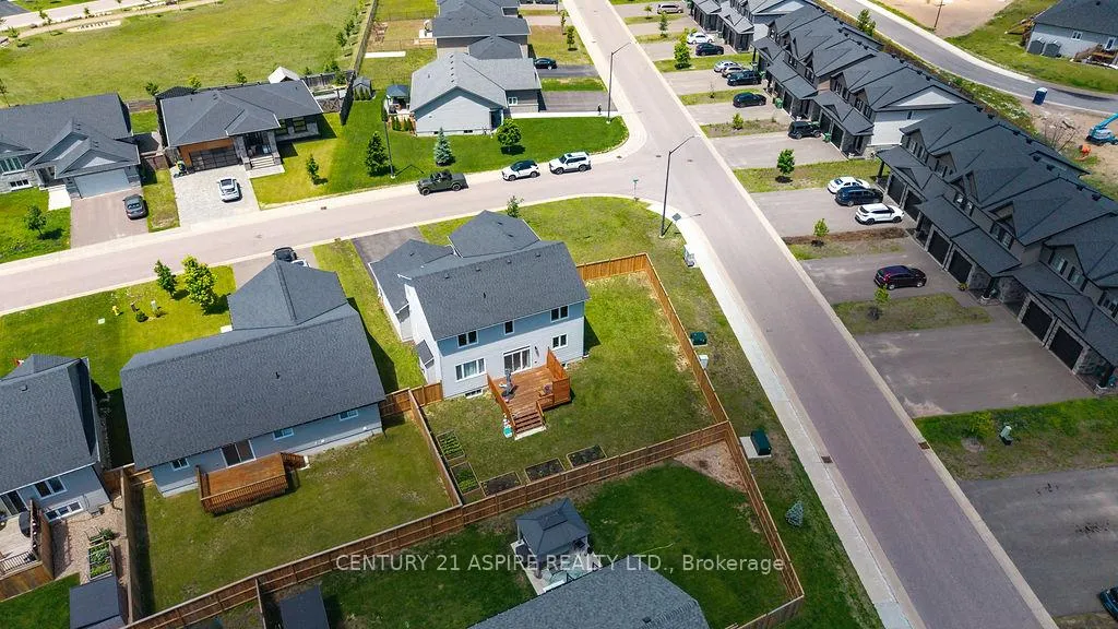 Photo 41 of 5 Drew Street, Petawawa, Petawawa — HOMEH