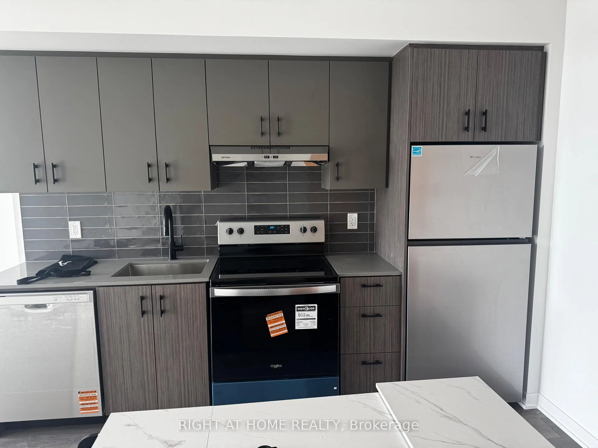 Photo 5 of Unit 312, 4878 Powers Common, Burlington, Appleby — HOMEH