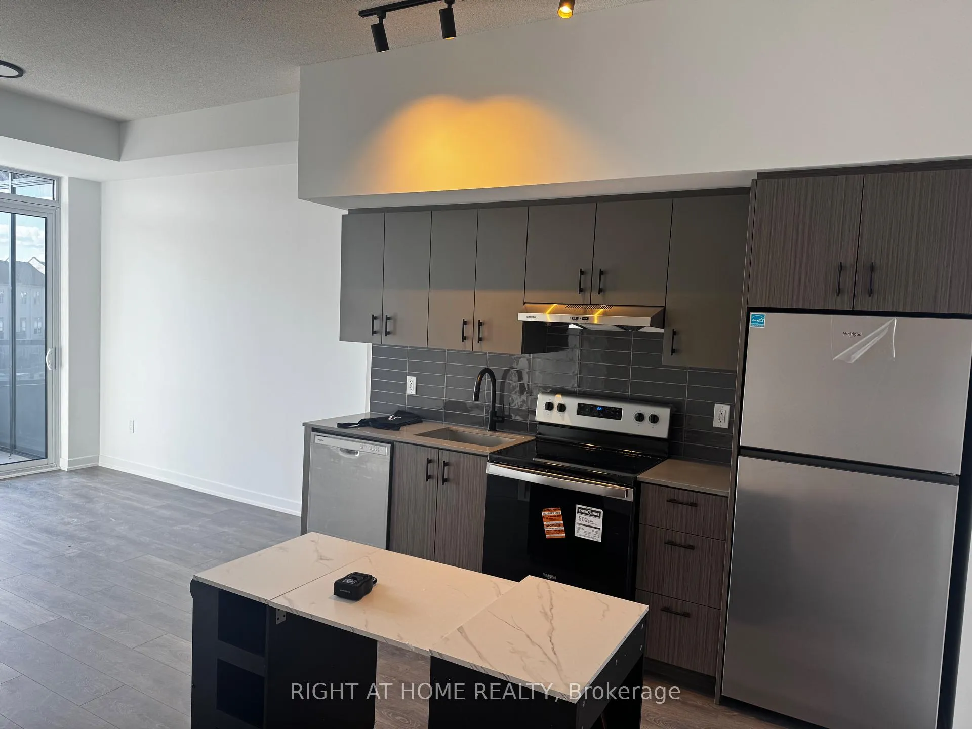 Photo 16 of Unit 312, 4878 Powers Common, Burlington, Appleby — HOMEH