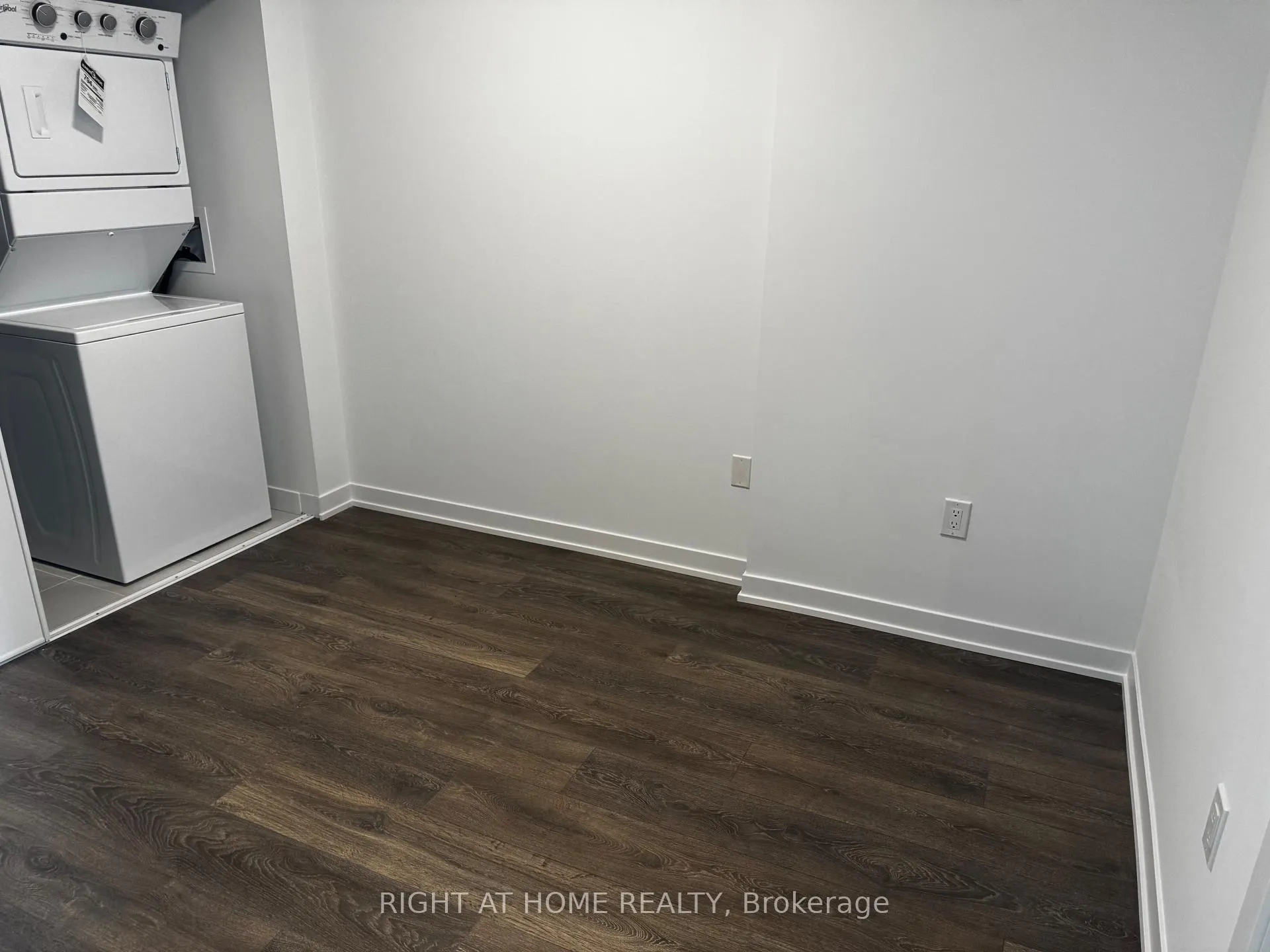 Photo 18 of Unit 312, 4878 Powers Common, Burlington, Appleby — HOMEH