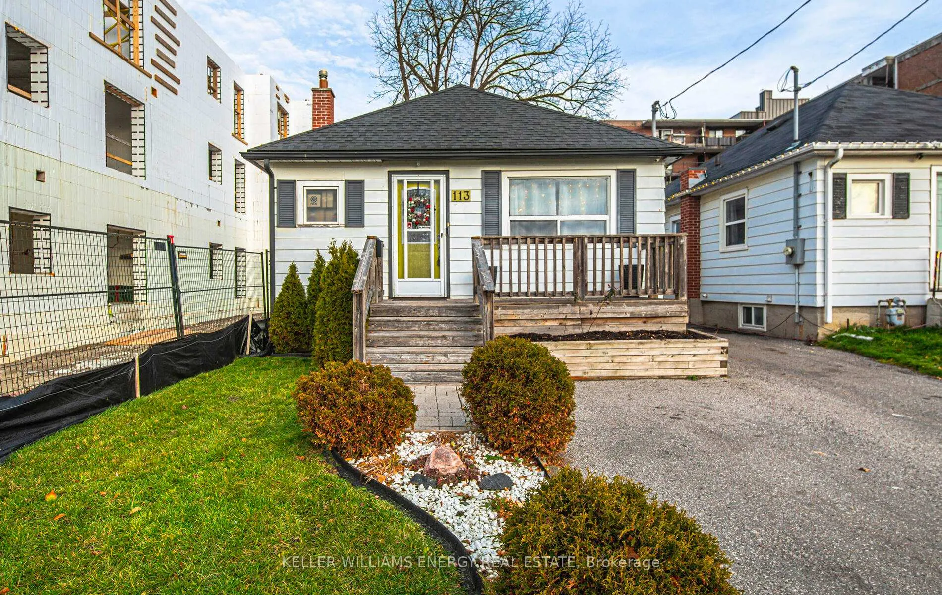 Photo 1 of 113 Kaiser Crescent, Oshawa, O'Neill — HOMEH