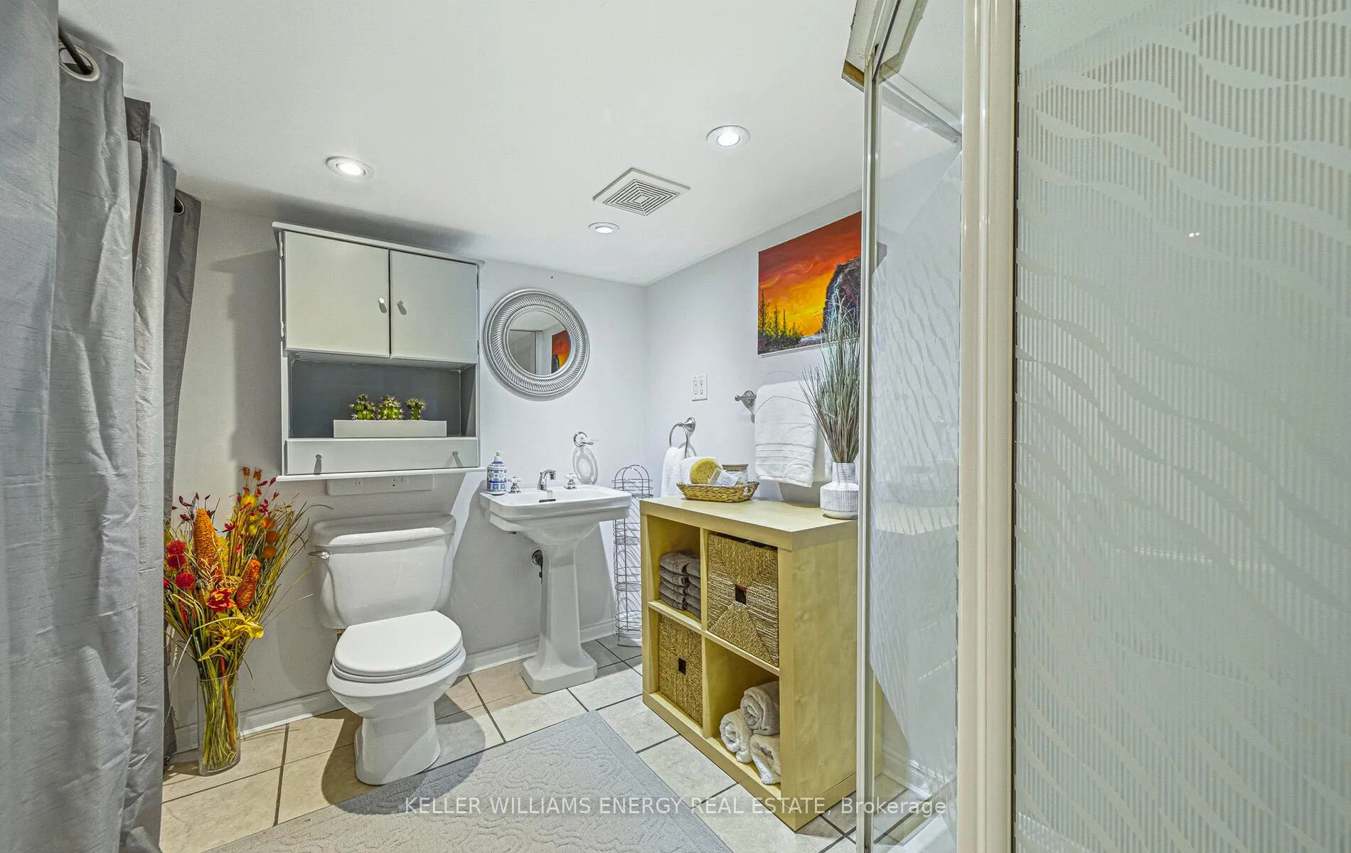 Photo 30 of 113 Kaiser Crescent, Oshawa, O'Neill — HOMEH