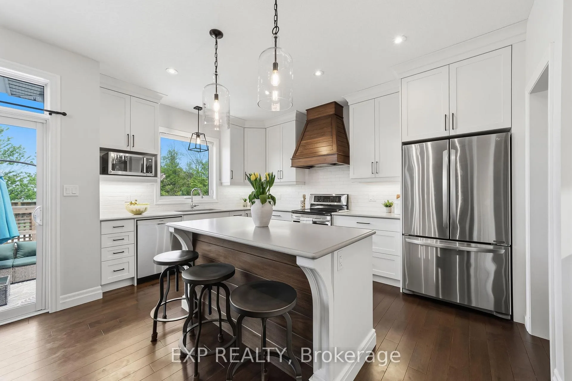 Photo 5 of 26 Carolina Crescent, St. Thomas — HOMEH