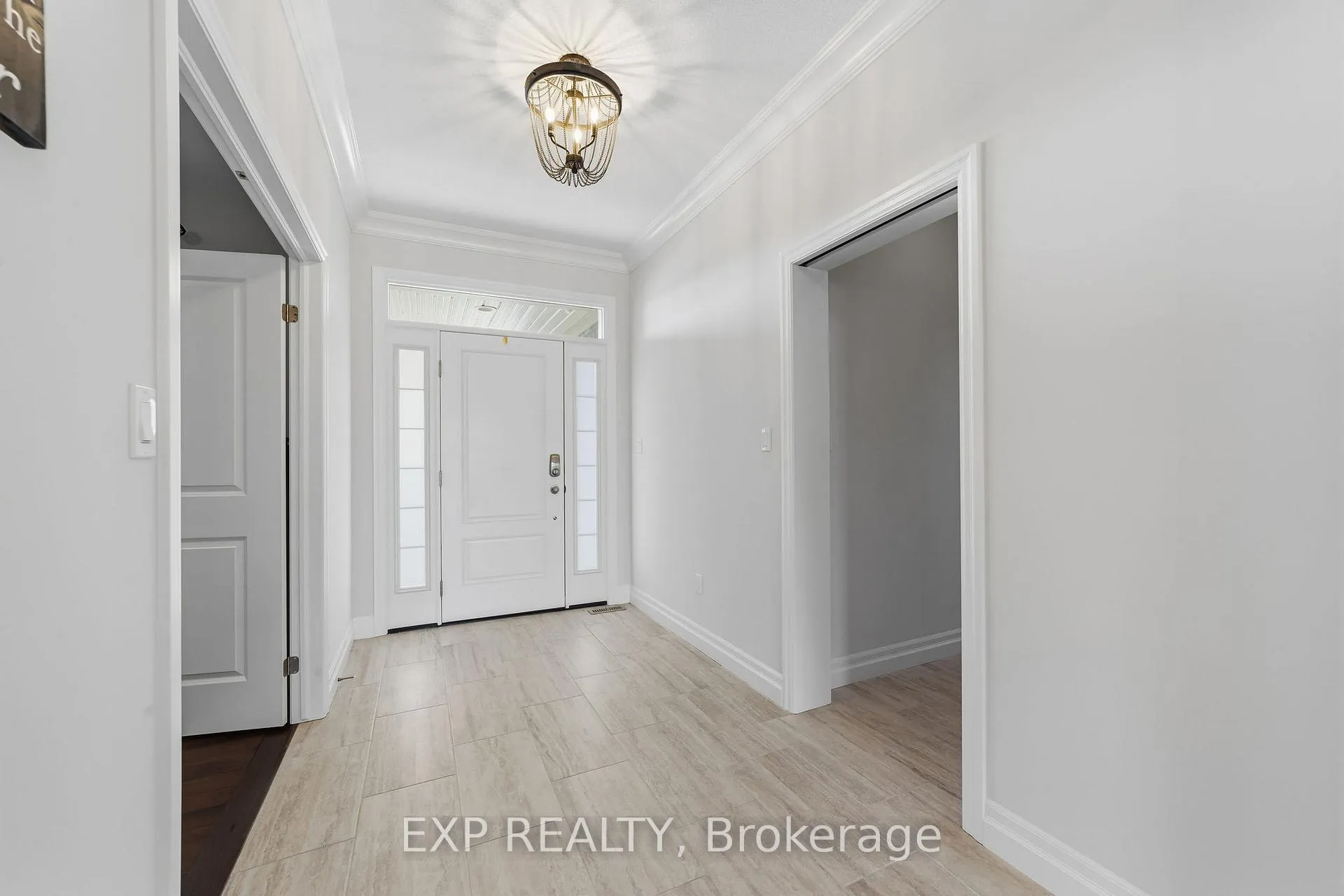 Photo 16 of 26 Carolina Crescent, St. Thomas — HOMEH