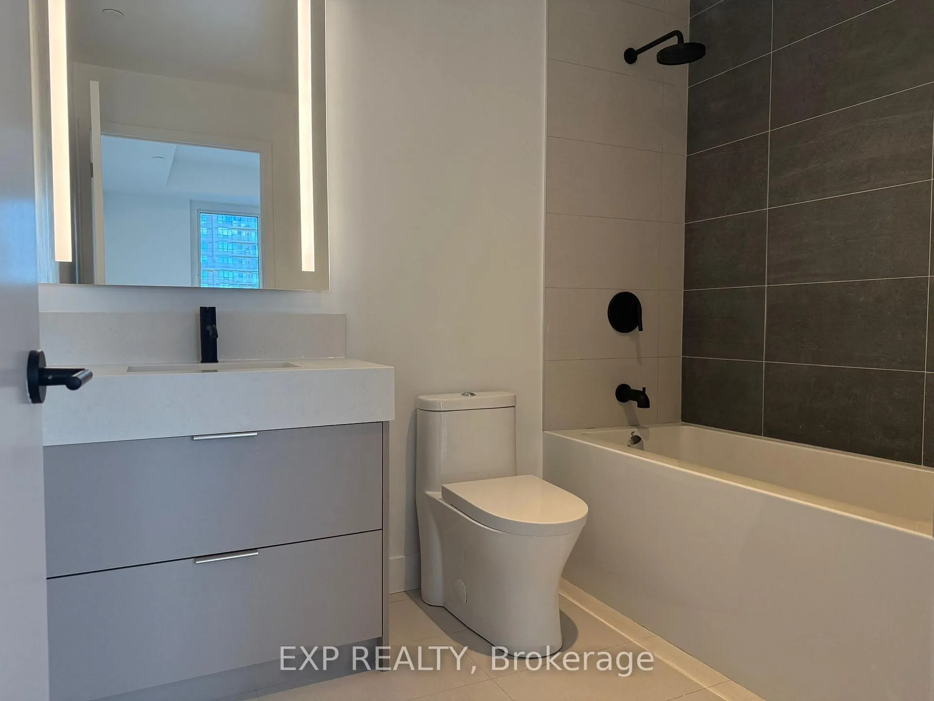 Photo 9 of Unit 818, 308 Jarvis Street, Toronto, Church-Yonge Corridor — HOMEH
