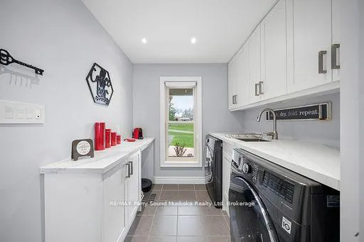 Photo 34 of 58 Tait's Island Road, McKellar — HOMEH