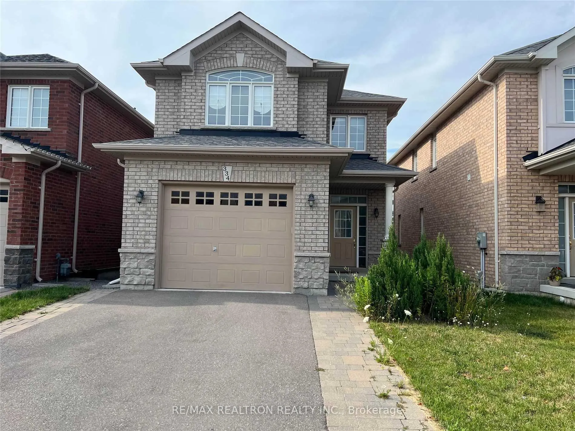 Photo 1 of 334 Ritas Avenue, Newmarket, Summerhill Estates — HOMEH