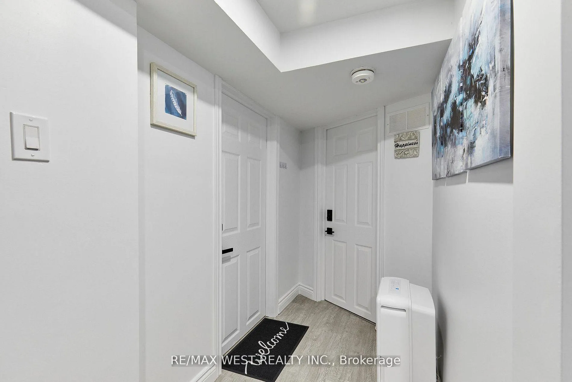 Photo 2 of Unit Bsmt, 67 Hobbs Drive, Clarington, Bowmanville — HOMEH