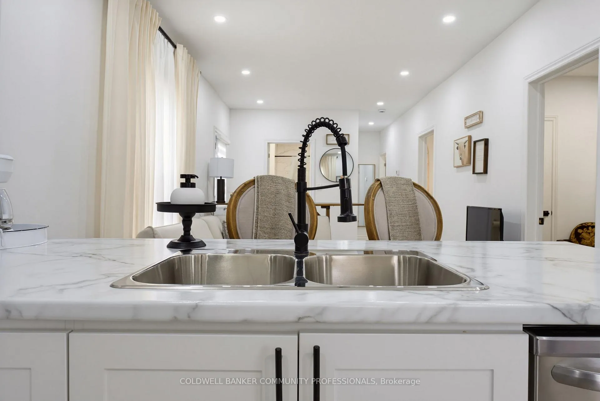 Photo 16 of 15 Gordon Street, Brantford — HOMEH