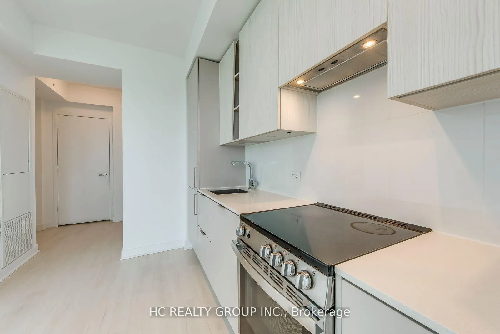 Photo 12 of Unit 2805, 3900 Confederation Parkway, Mississauga, City Centre — HOMEH