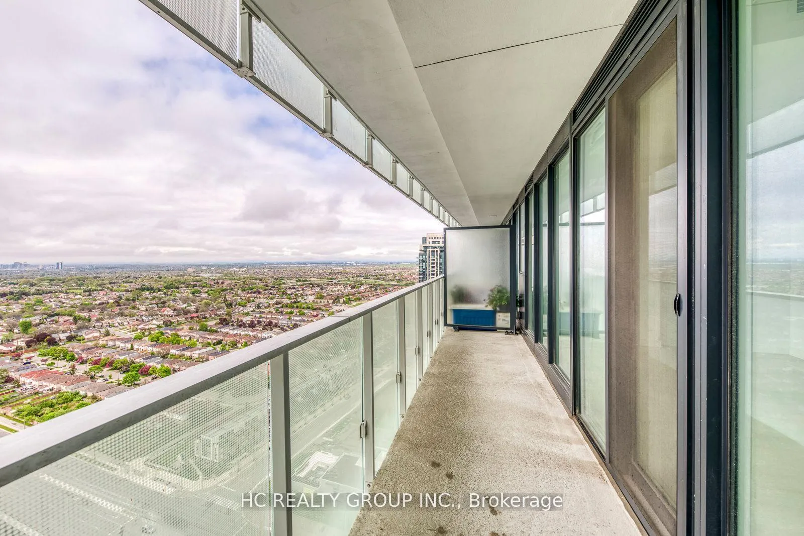 Photo 16 of Unit 2805, 3900 Confederation Parkway, Mississauga, City Centre — HOMEH