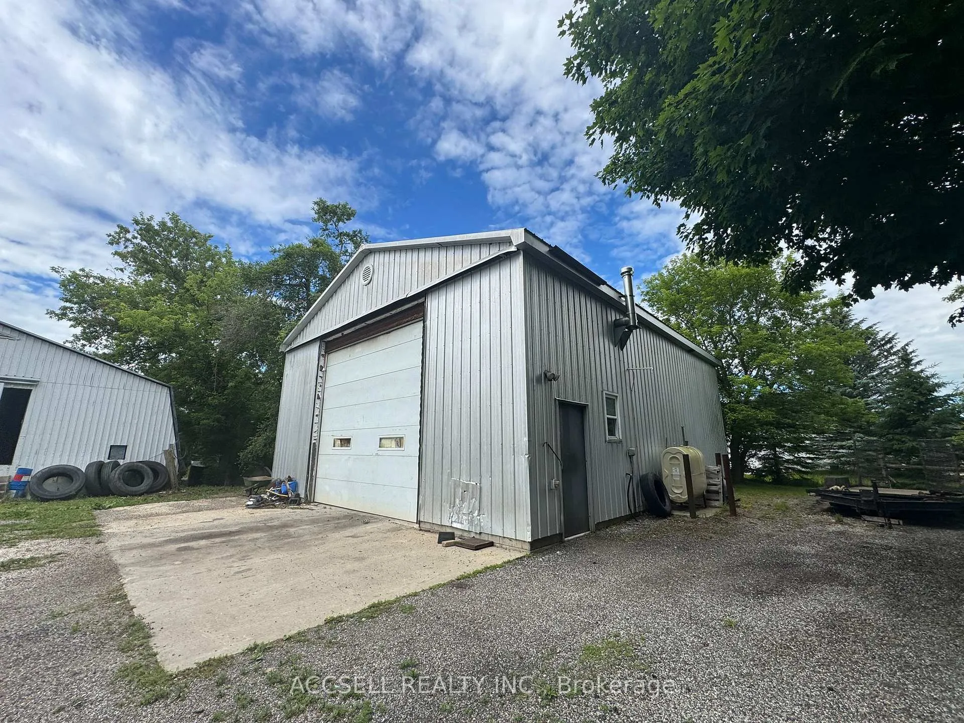 Photo 4 of 14222 Dublin Line, Halton Hills, Rural Halton Hills — HOMEH