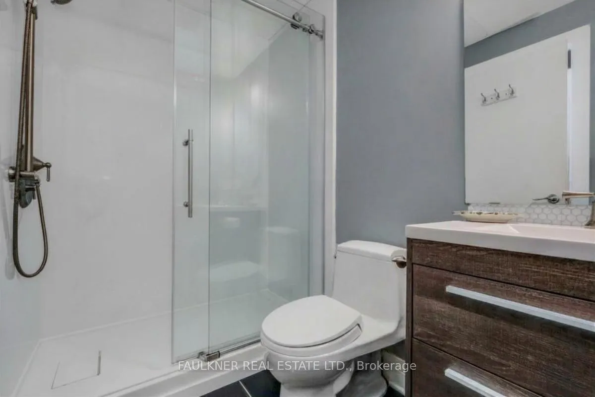 Photo 19 of Unit 302, 300 Powell Avenue, Ottawa, West Centre Town — HOMEH