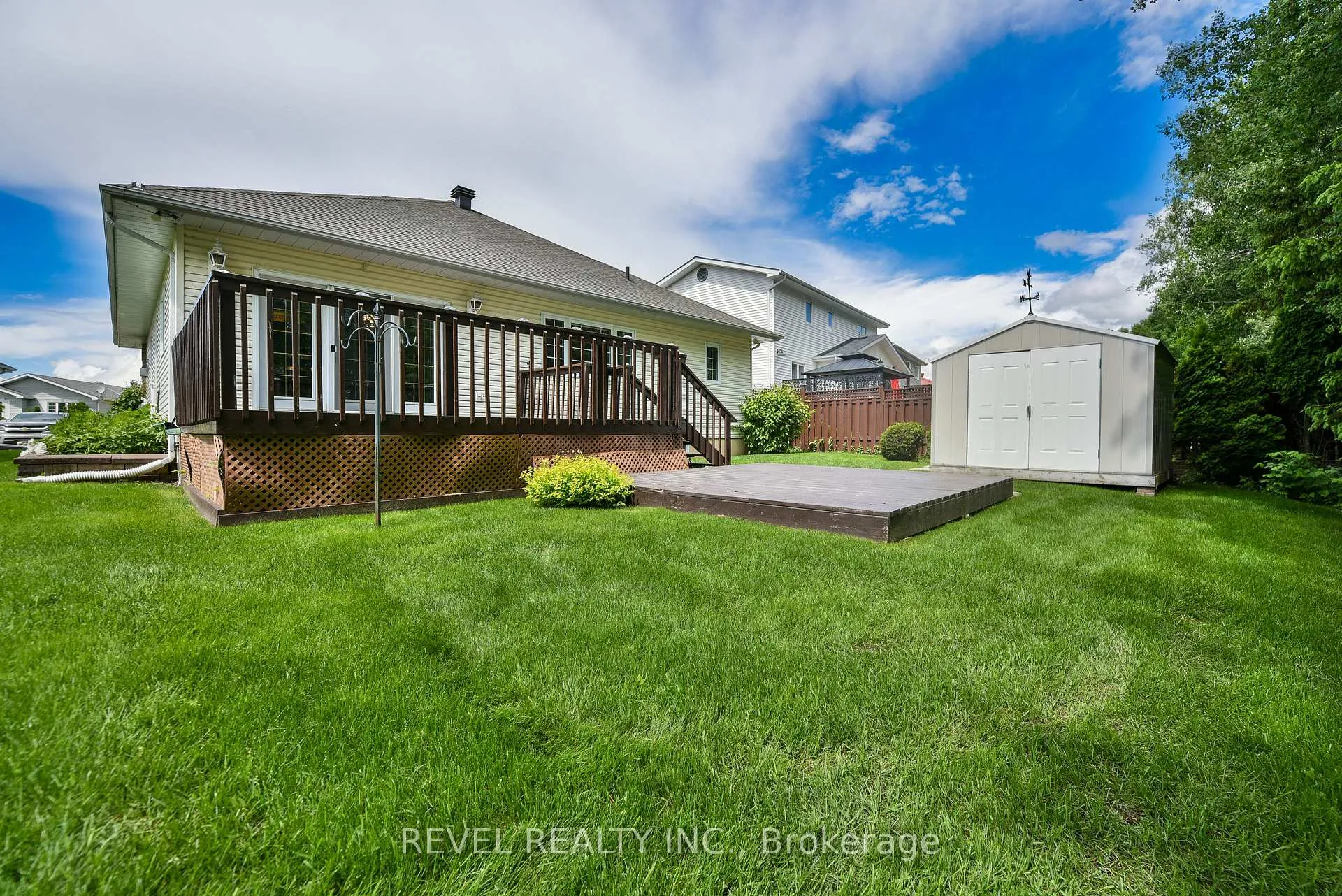 Photo 3 of 74 Mascioli Boulevard, Timmins, TNW - Vic Heights — HOMEH