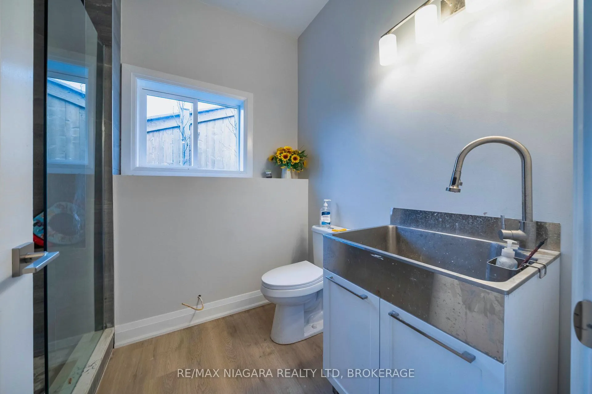 Photo 42 of 33 West Farmington Drive, St. Catharines, Grapeview — HOMEH