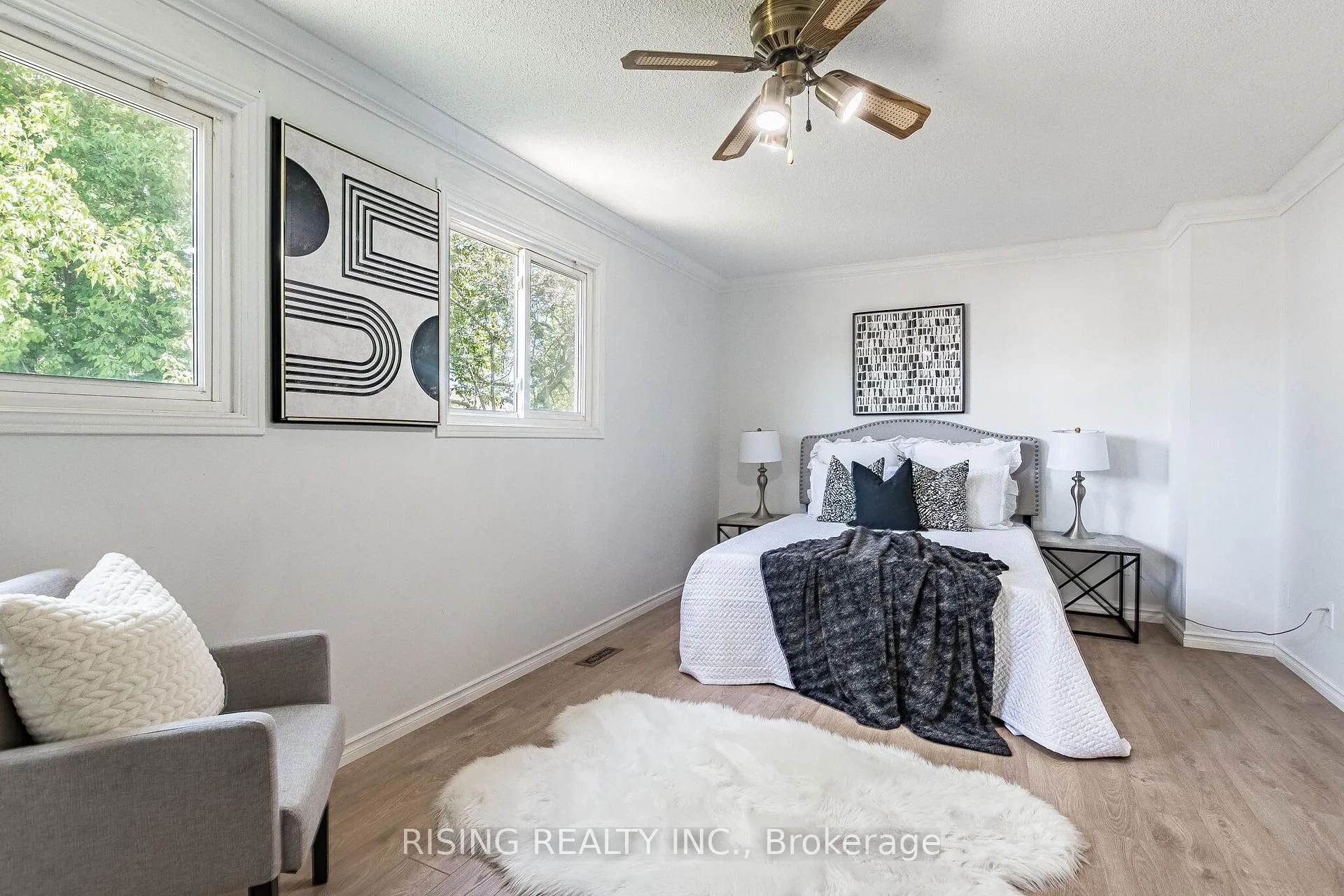 Photo 22 of 21 Driftwood Crescent, Brampton, Heart Lake East — HOMEH