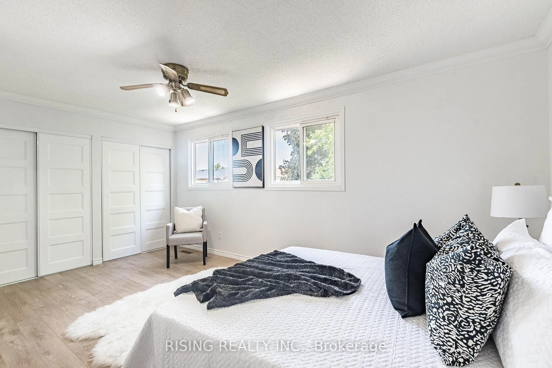 Photo 23 of 21 Driftwood Crescent, Brampton, Heart Lake East — HOMEH