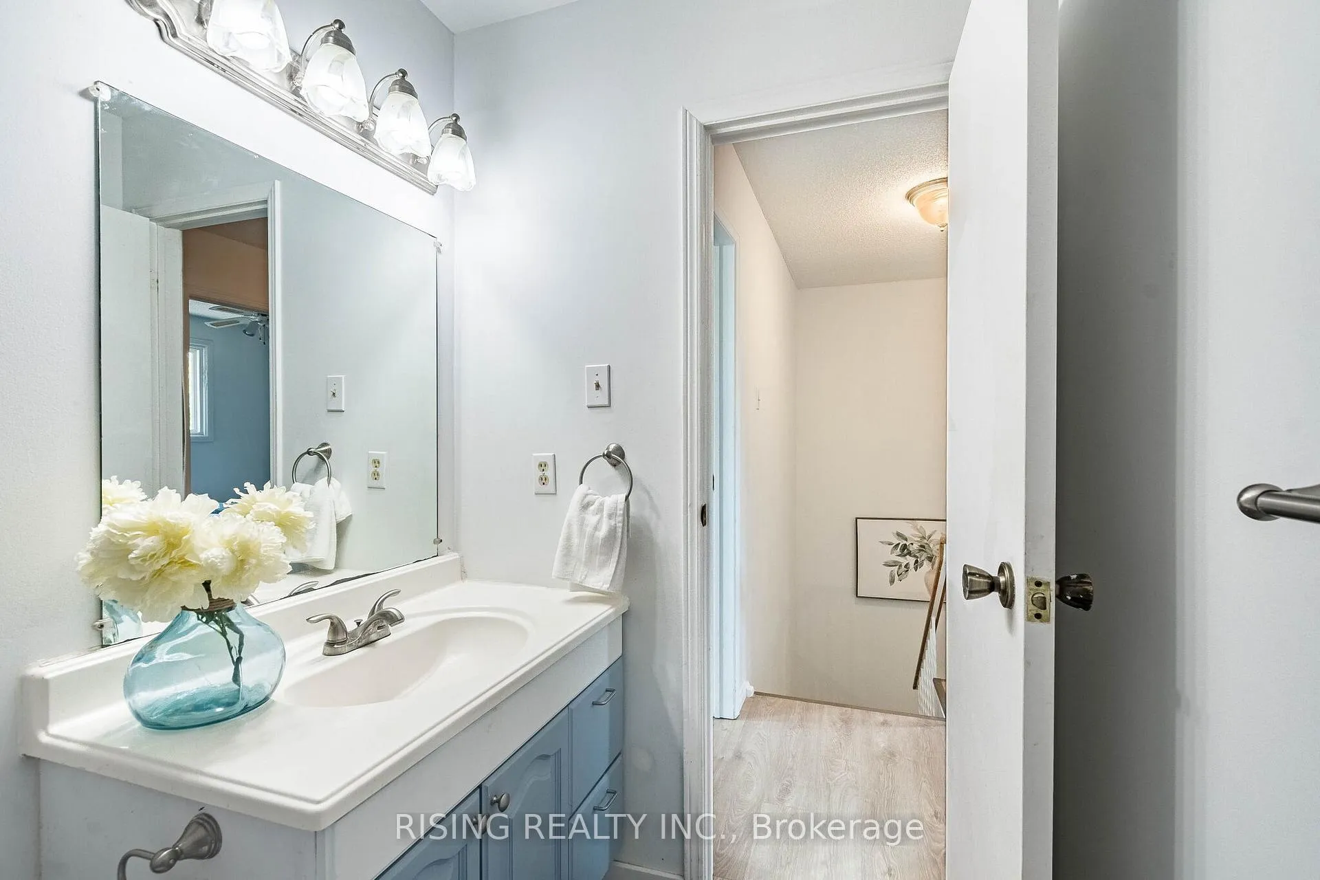Photo 28 of 21 Driftwood Crescent, Brampton, Heart Lake East — HOMEH