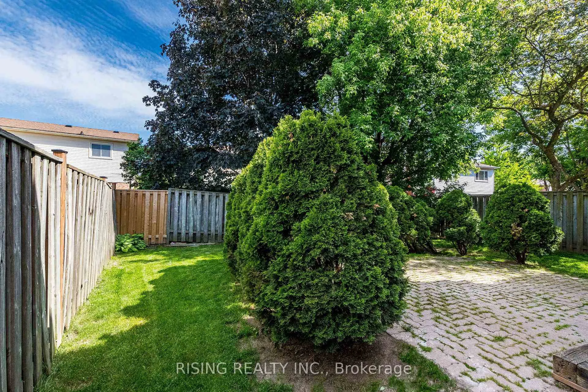 Photo 38 of 21 Driftwood Crescent, Brampton, Heart Lake East — HOMEH