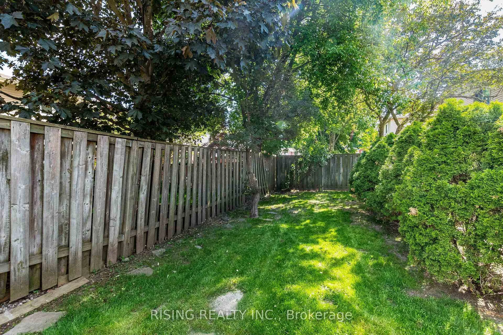 Photo 39 of 21 Driftwood Crescent, Brampton, Heart Lake East — HOMEH