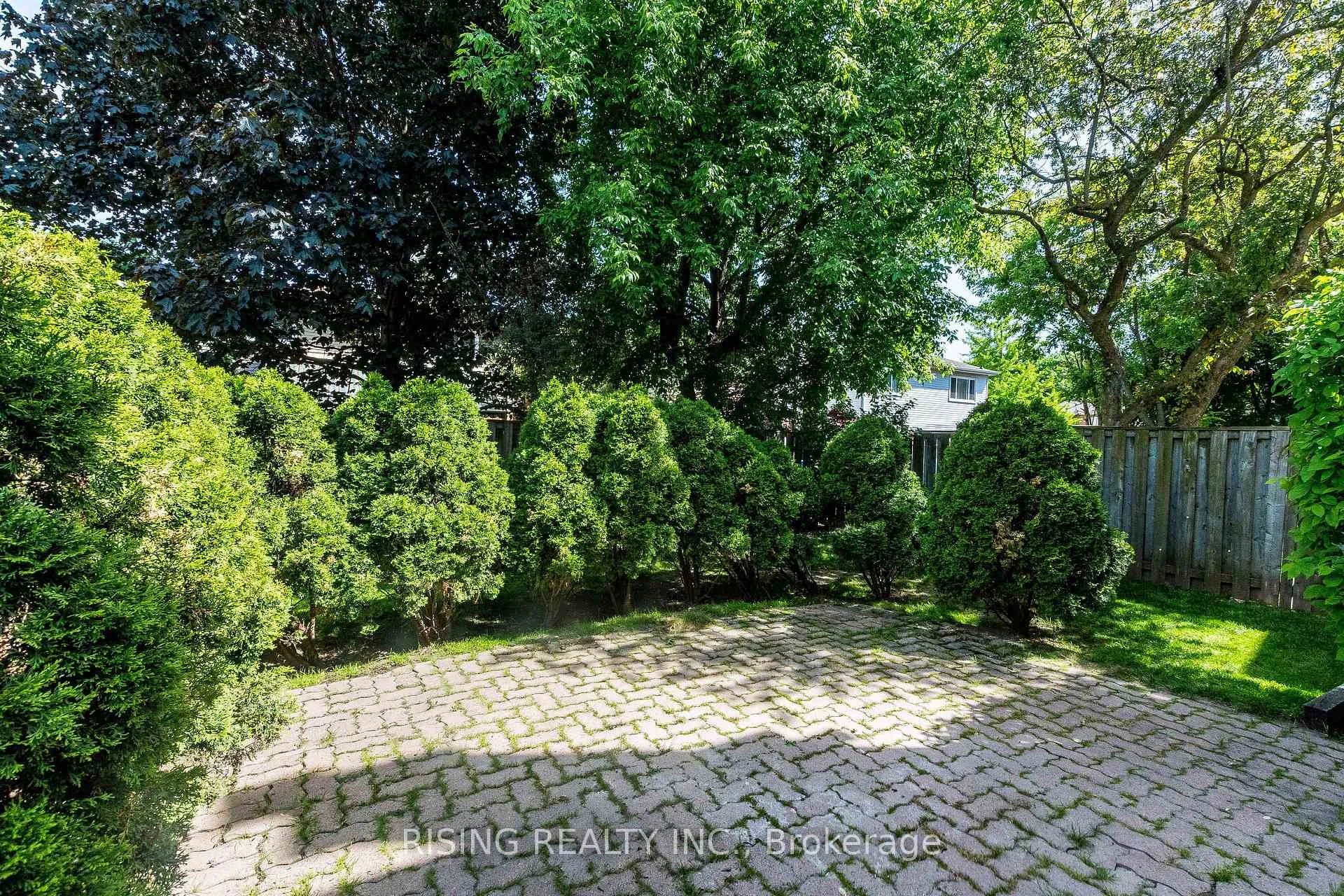 Photo 41 of 21 Driftwood Crescent, Brampton, Heart Lake East — HOMEH