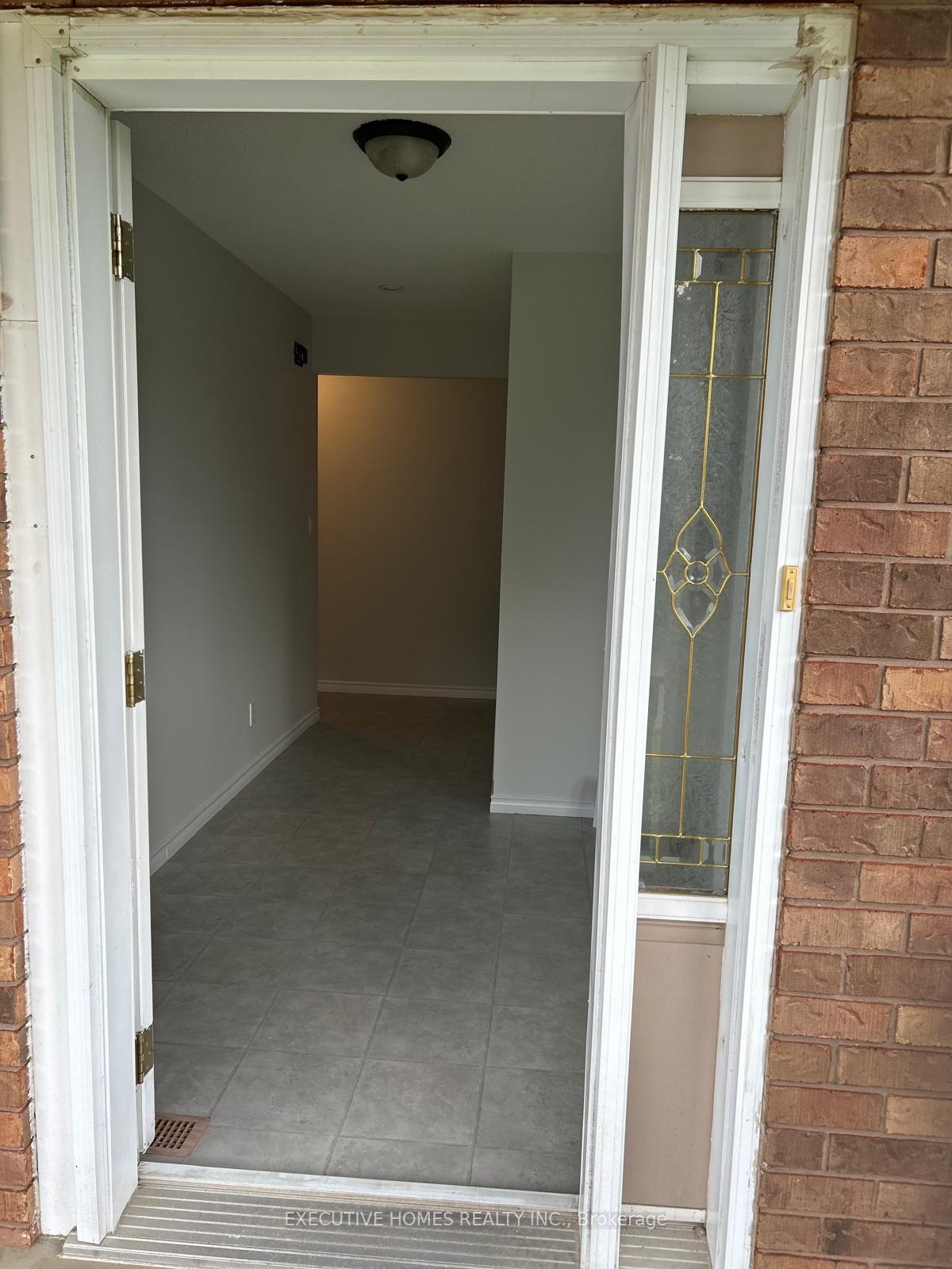 Photo 17 of 47 Erindale Drive, Erin — HOMEH