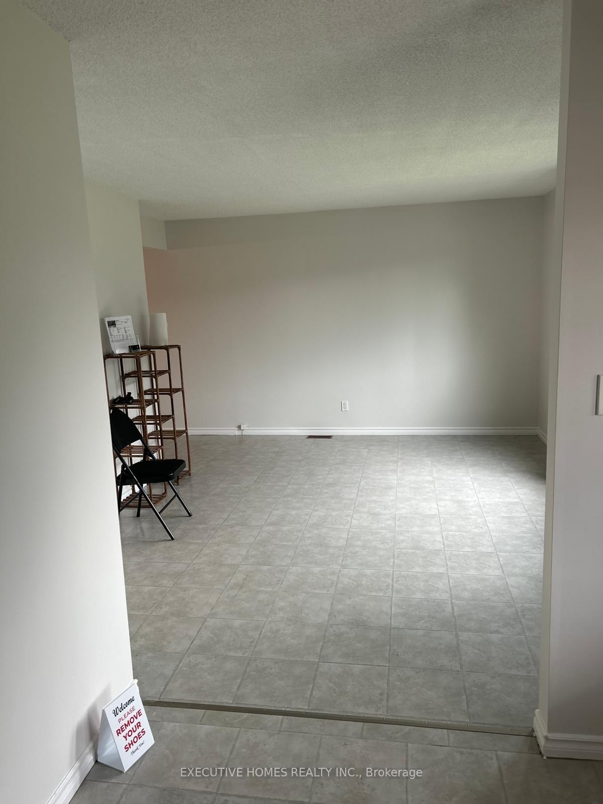 Photo 19 of 47 Erindale Drive, Erin — HOMEH