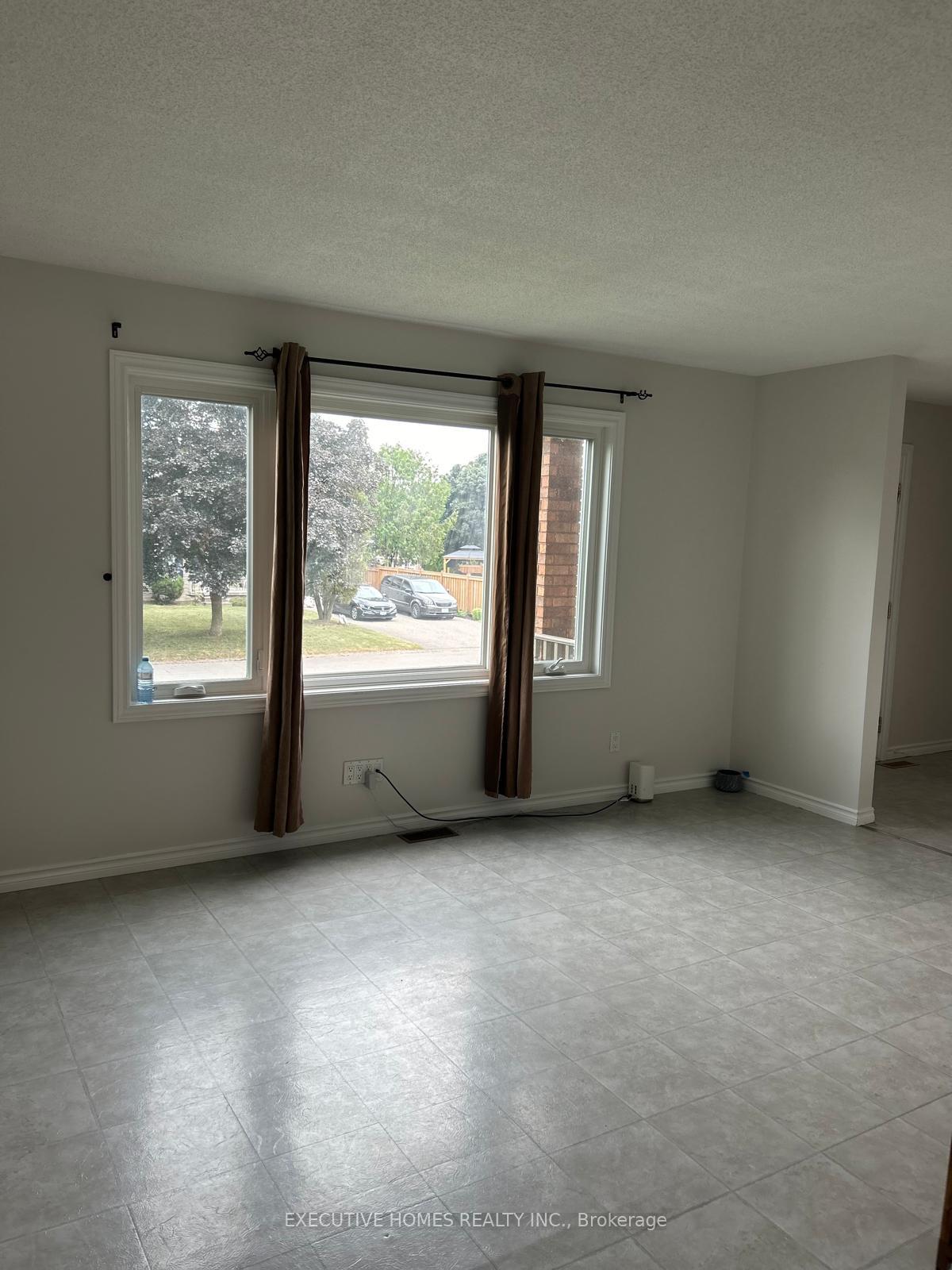 Photo 22 of 47 Erindale Drive, Erin — HOMEH
