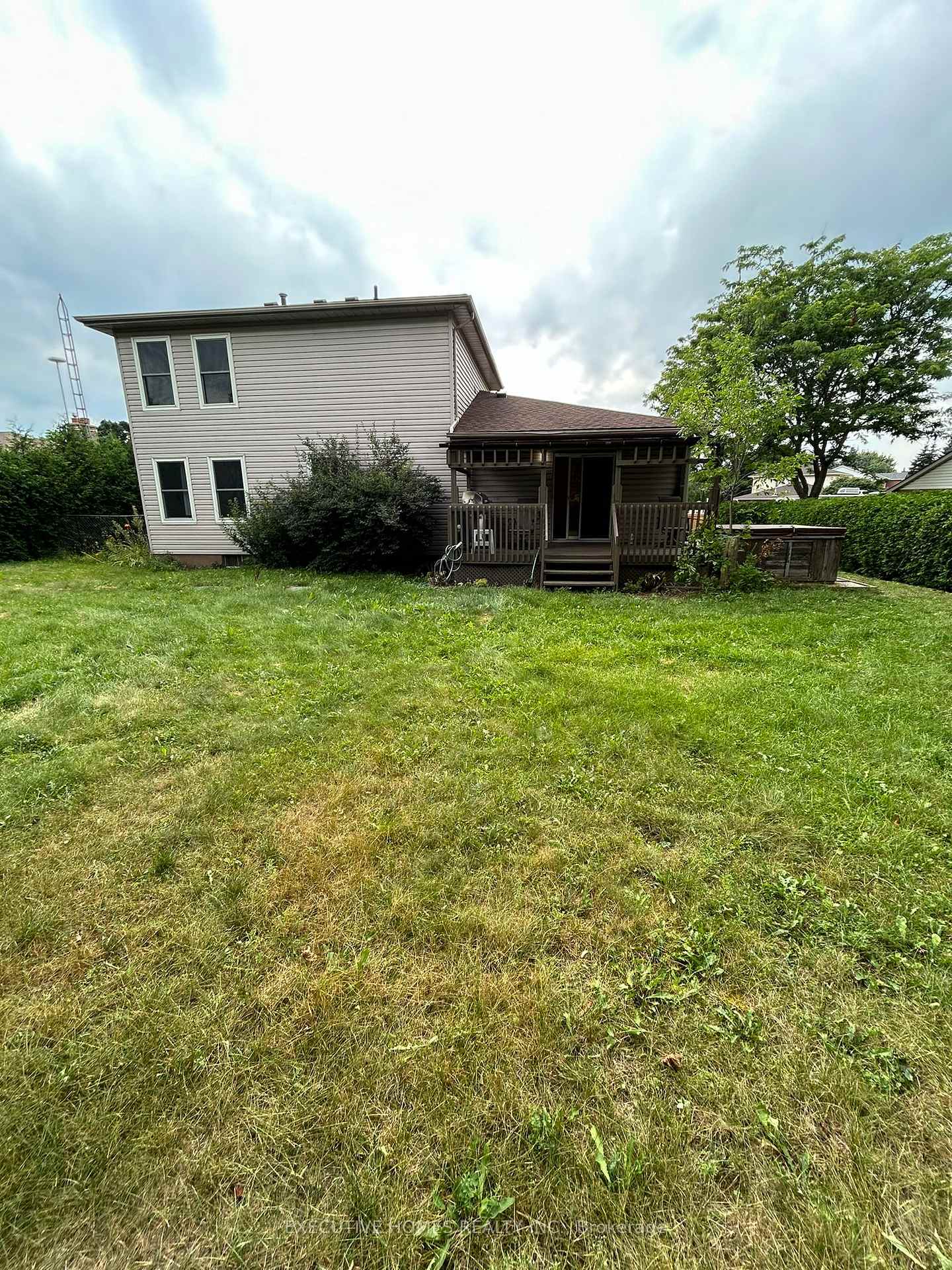 Photo 33 of 47 Erindale Drive, Erin — HOMEH