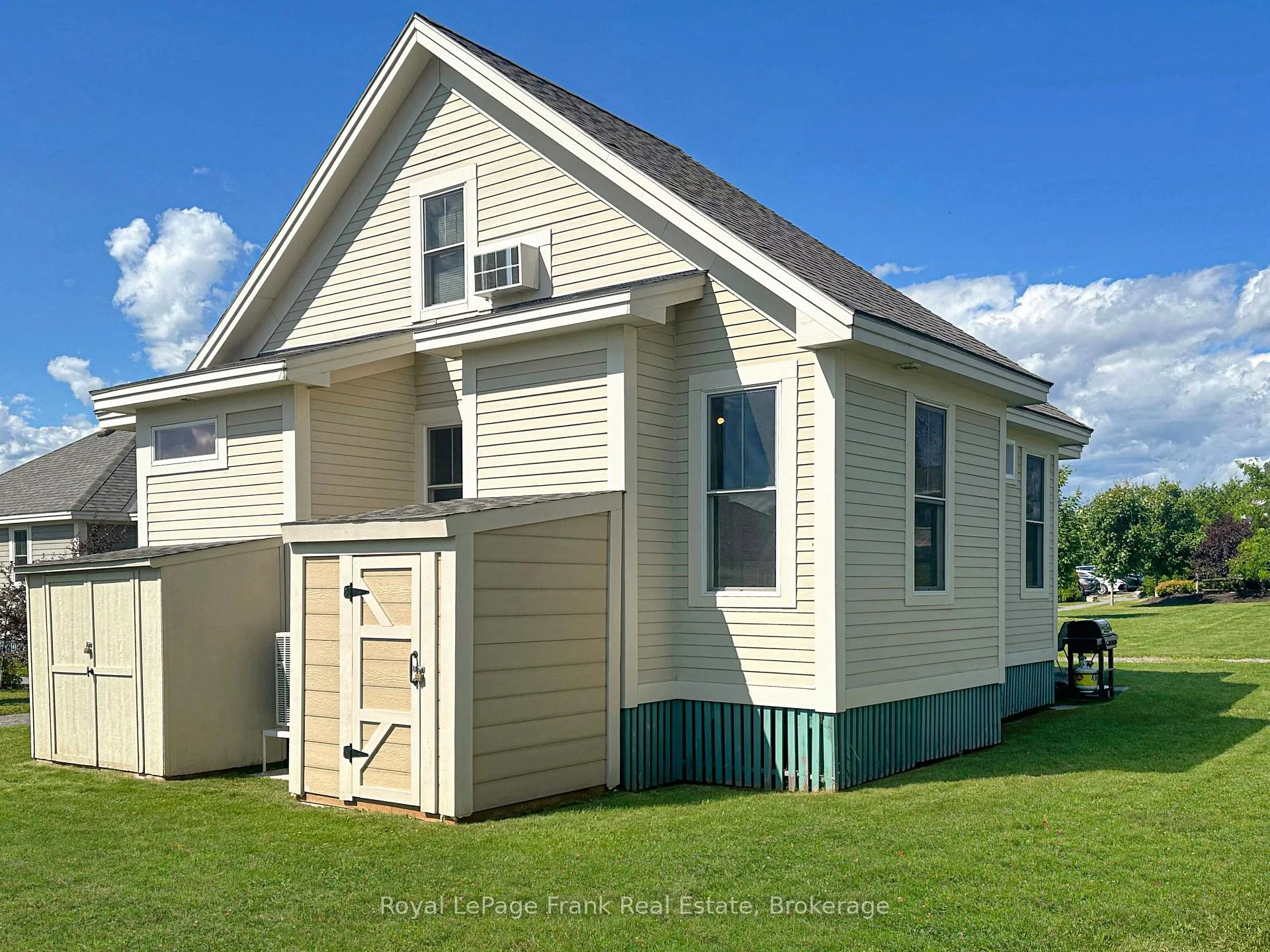 Photo 43 of Unit 33, 25 Butternut Lane, Prince Edward County, Athol Ward — HOMEH
