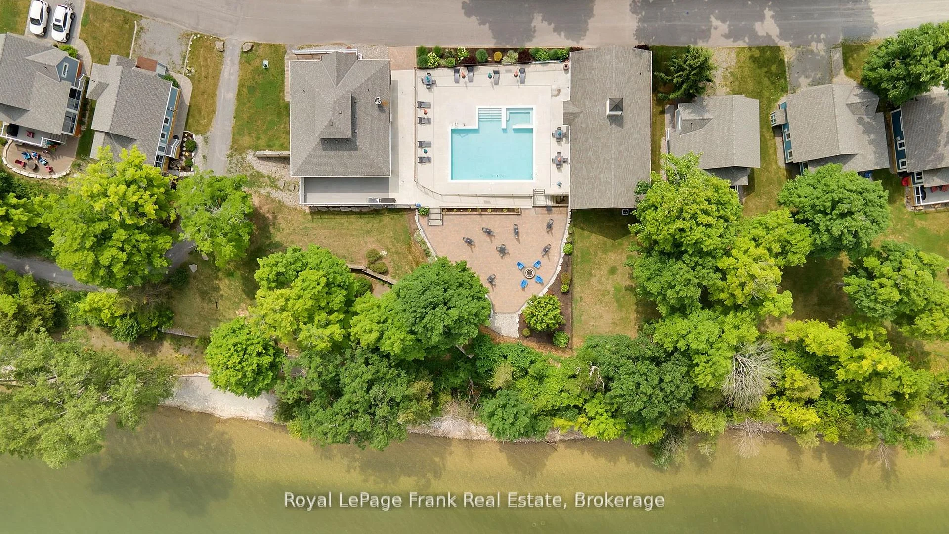 Photo 33 of Unit 33, 25 Butternut Lane, Prince Edward County, Athol Ward — HOMEH