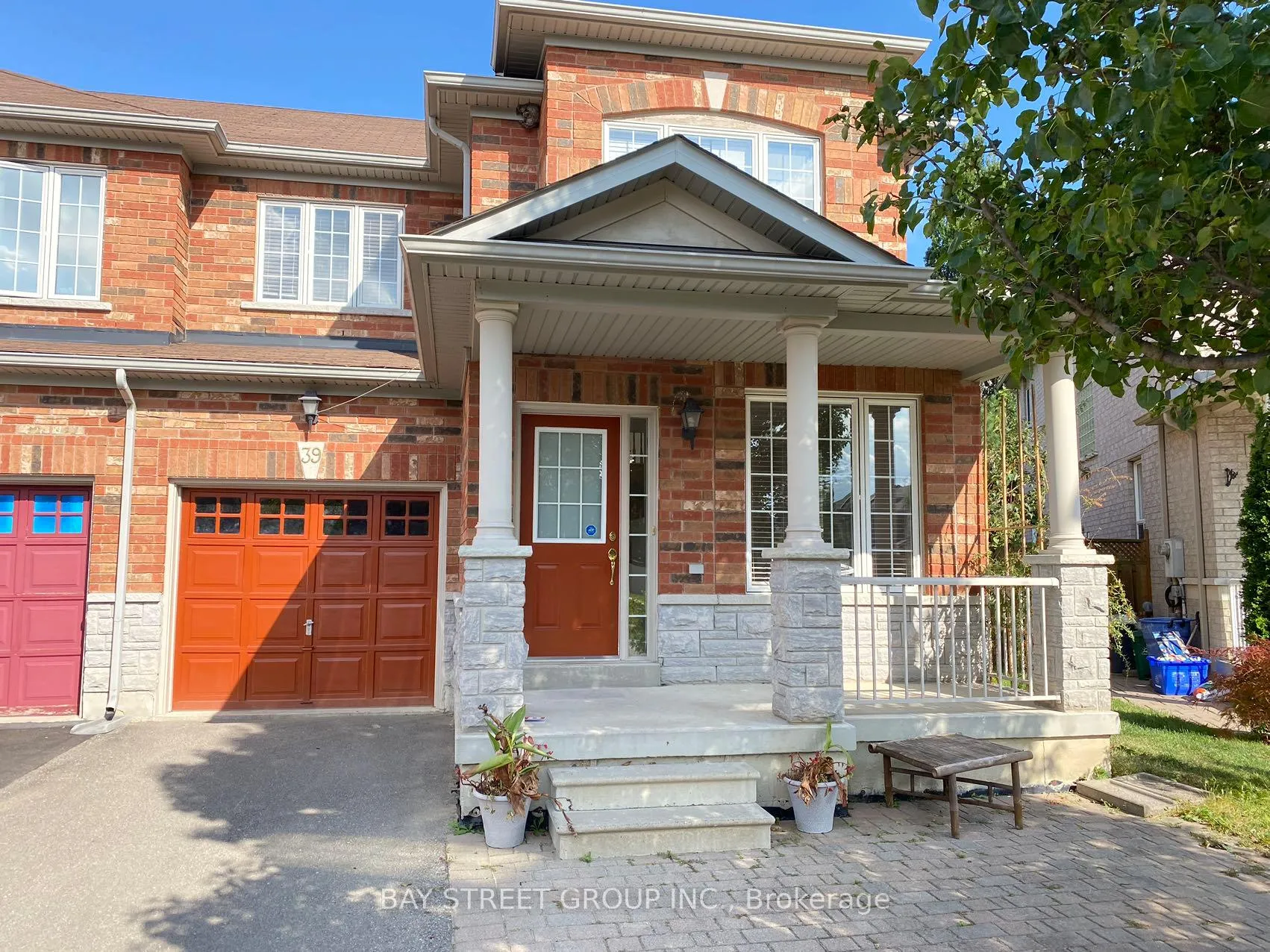 Photo 1 of 39 Levellands Crescent, Richmond Hill, Langstaff — HOMEH